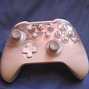 Phantom Xbox controller